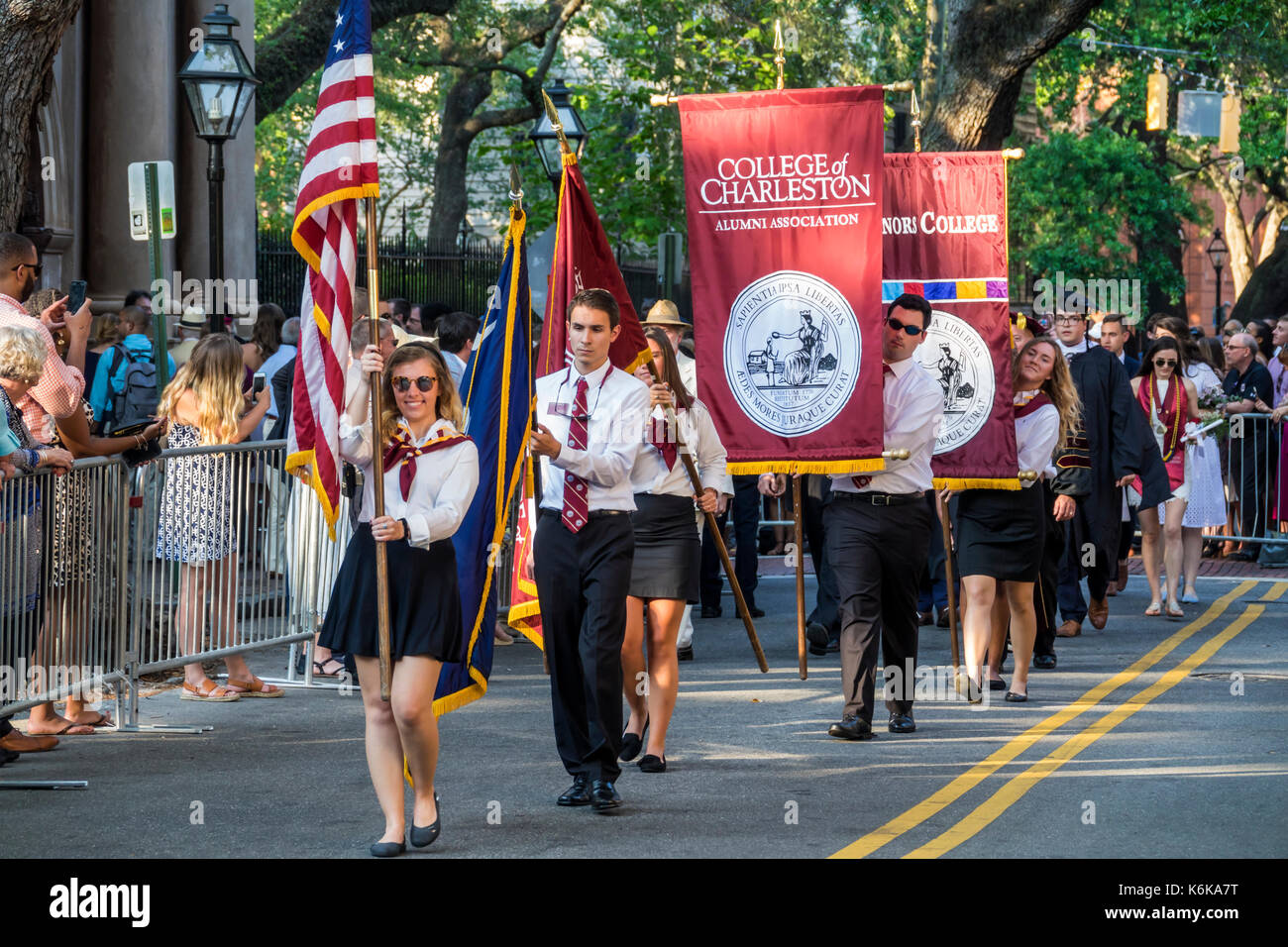 Charleston South Carolina, College of Charleston, università, laurea, cerimonia, inizio, studenti allievo folla, processione laureata, tradizione Foto Stock