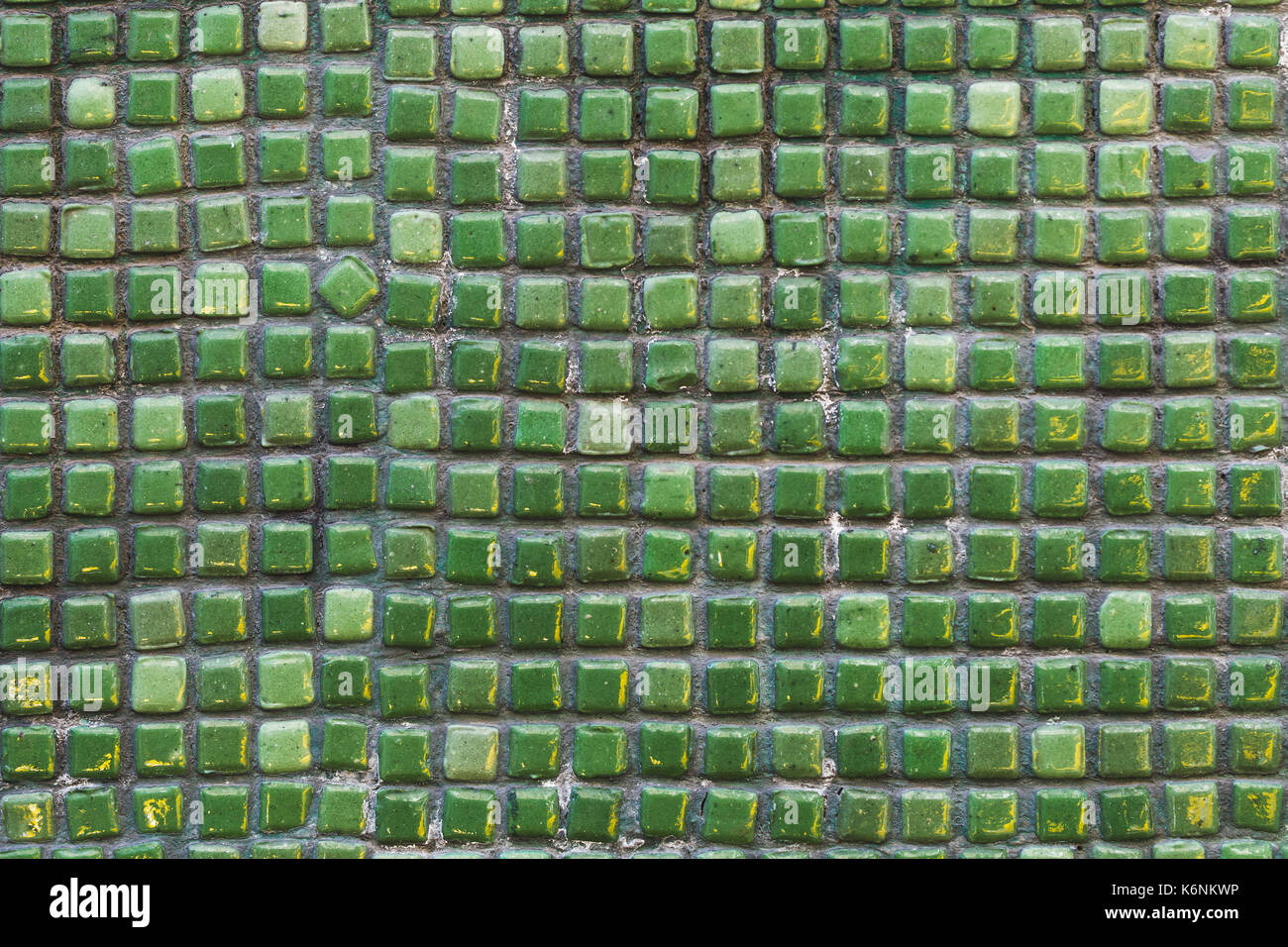 Verde mosaico piccolo, parete piastrelle per pavimento Foto Stock