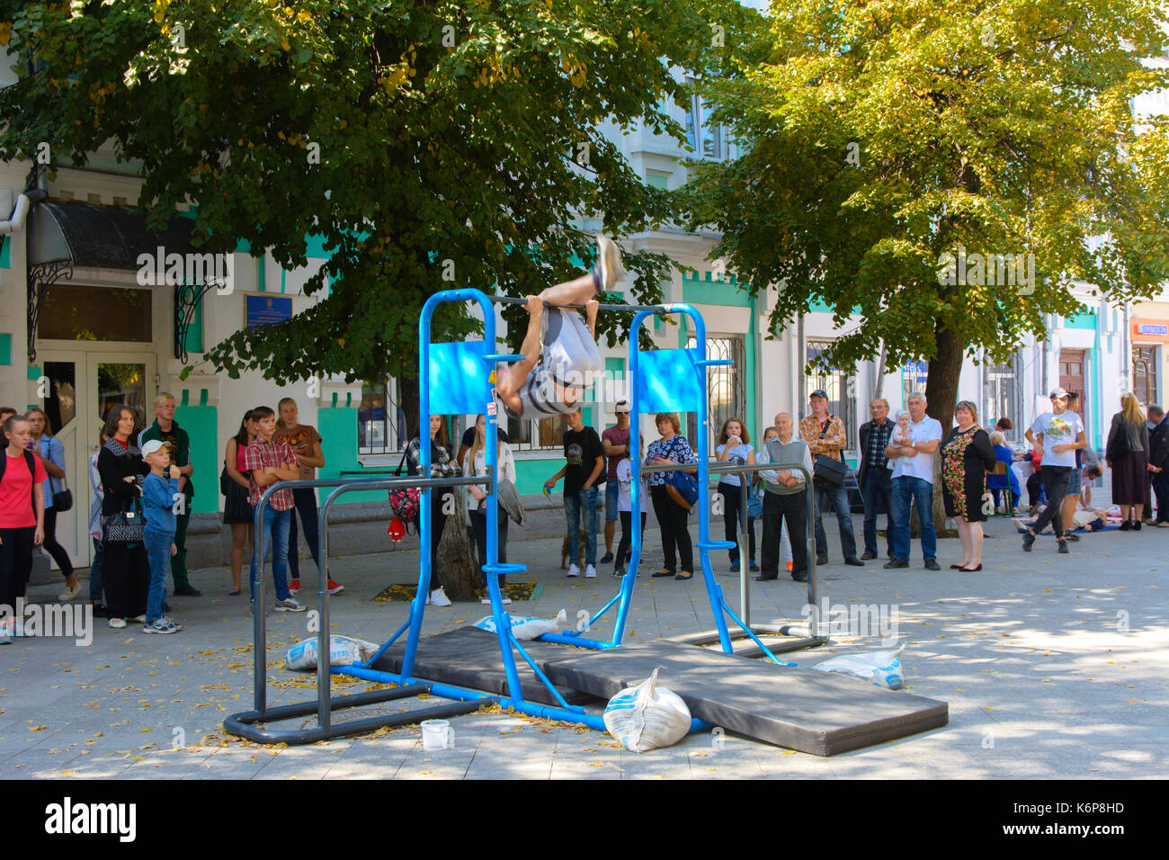 Nastro Adesivo Grip Per Attrezzi Sportivi - Presa Antiscivolo Per Parallele, Anelli, Manubri - Foto 4
