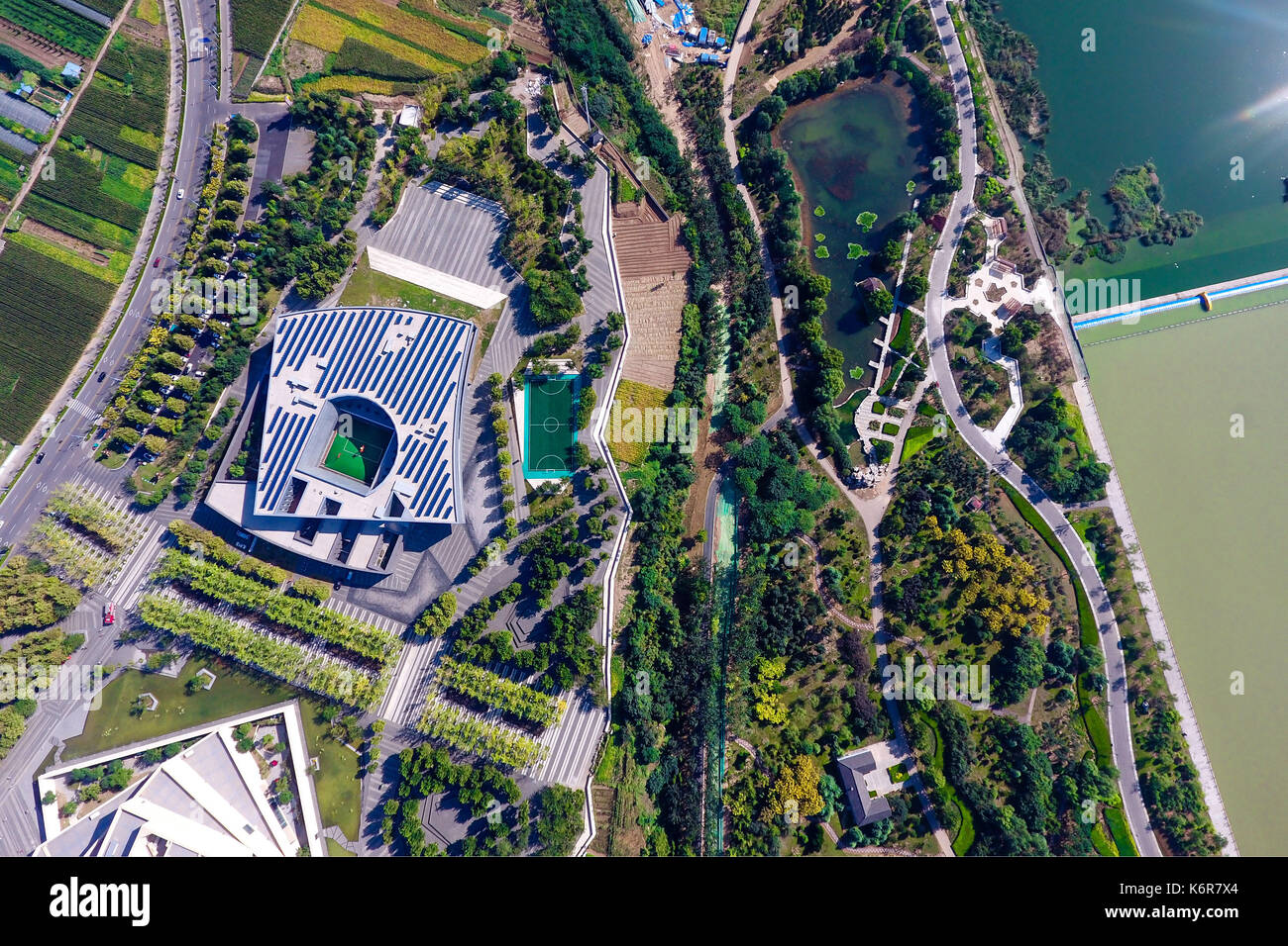 Zibo. Xiii Sep, 2017. Foto aeree prese su sept. 13, 2017 mostra una vista di linzi distretto, zibo città della Cina dell'est della provincia di Shandong. linzi utilizzato per essere la capitale dello stato di qi (479 ad-502 ad). Credito: guo xulei/xinhua/alamy live news Foto Stock