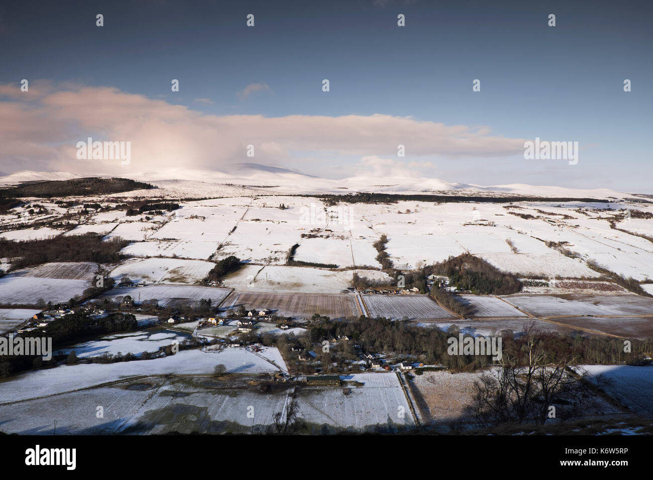 Viste intorno cnoc mor vicino a Strathpeffer nelle highlands scozzesi Foto Stock