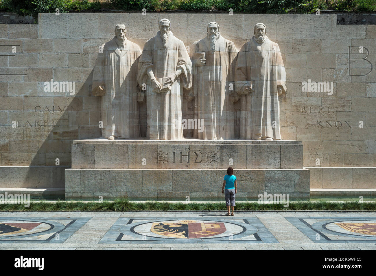 I riformatori farel, Calvin, beza e knox (da sinistra a destra), sculture presso il monumento internazionale della Riforma Foto Stock