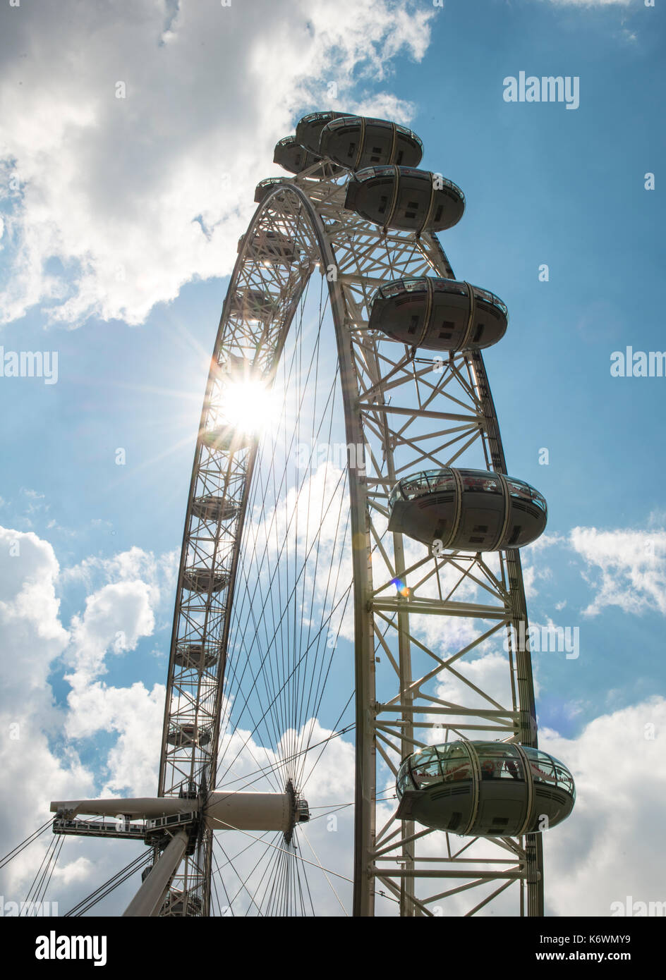 London Eye, vista parziale, Londra, Inghilterra, Gran Bretagna Foto Stock