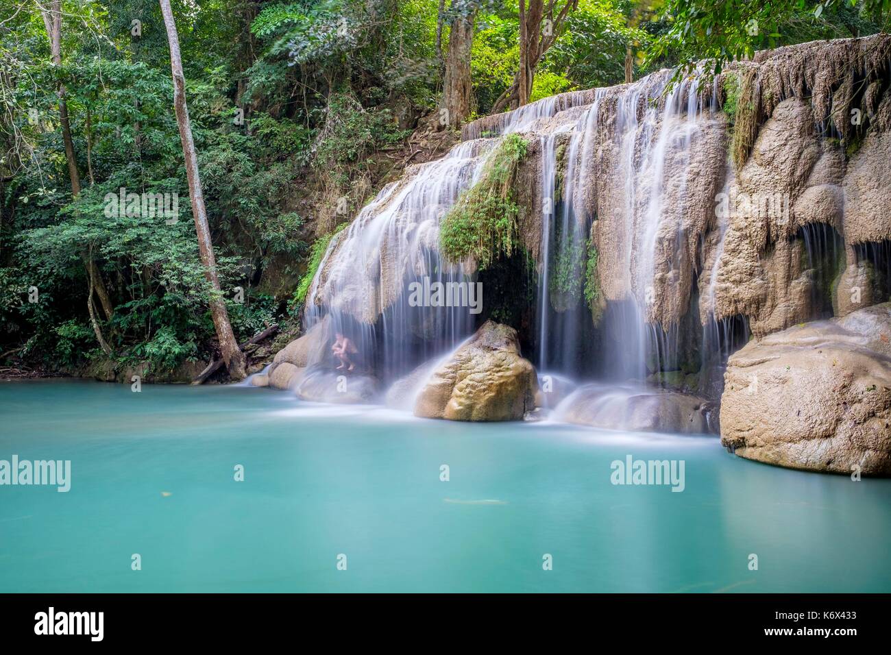 Thailandia, la Provincia di Kanchanaburi, Si Sawat district, il Parco  Nazionale di Erawan, Erawan cascate Foto stock - Alamy