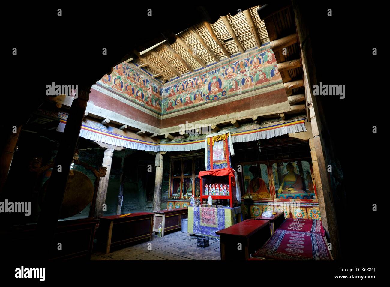 India, dello Stato del Jammu e Kashmir, Himalaya, Ladakh, Indus Valle, interno del monastero buddista di Lamayuru (Yungdrung) Foto Stock