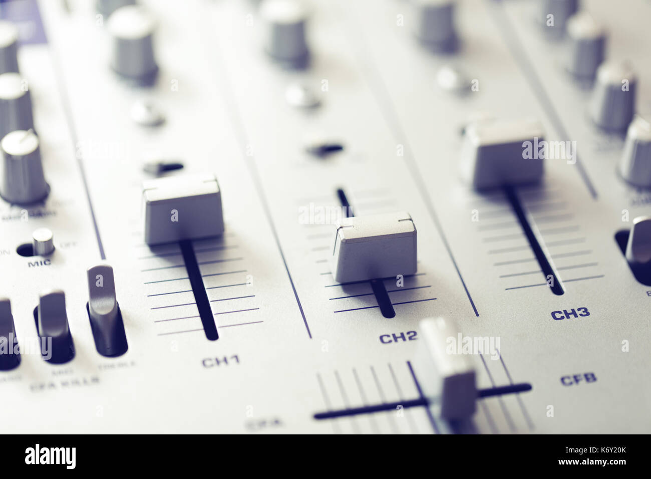 Suono audio mixer. music studio di registrazione attrezzature Foto Stock