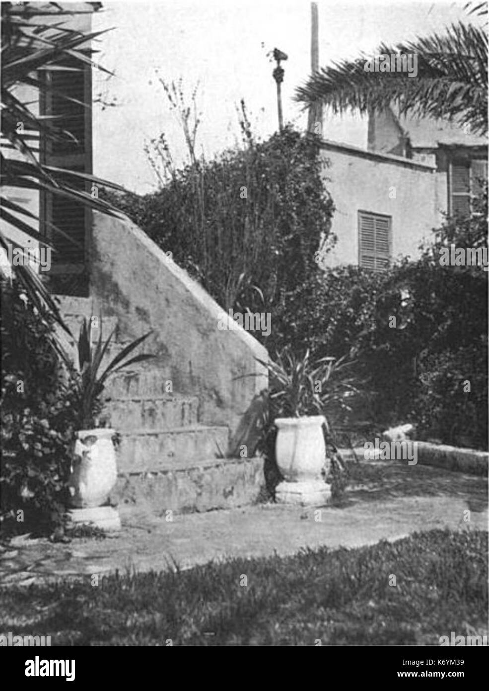 Edith Watson 234 vasi di fiore Bermuda Touchstone v6 Foto Stock