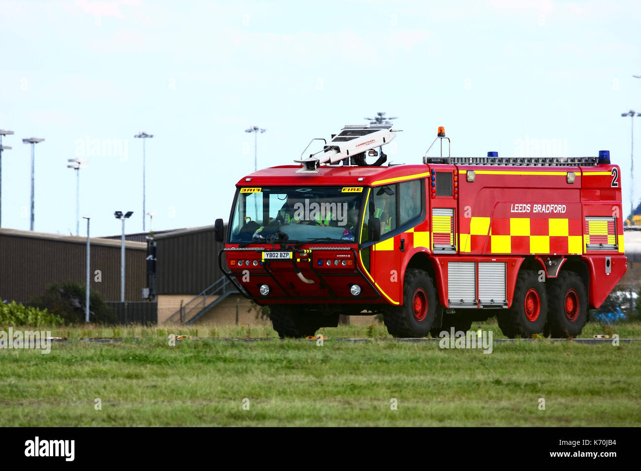 Gara di fuoco sulla pista di Leeds e Bradford Airport Foto Stock