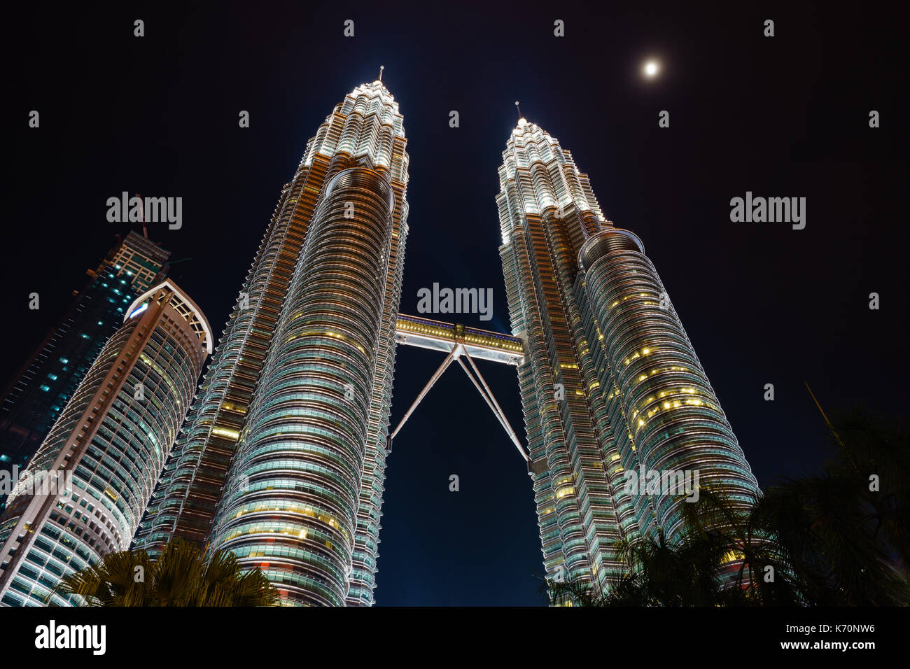 Petronas Twin Towers di notte in klcc, Kuala Lumpur - Malaysia Foto Stock