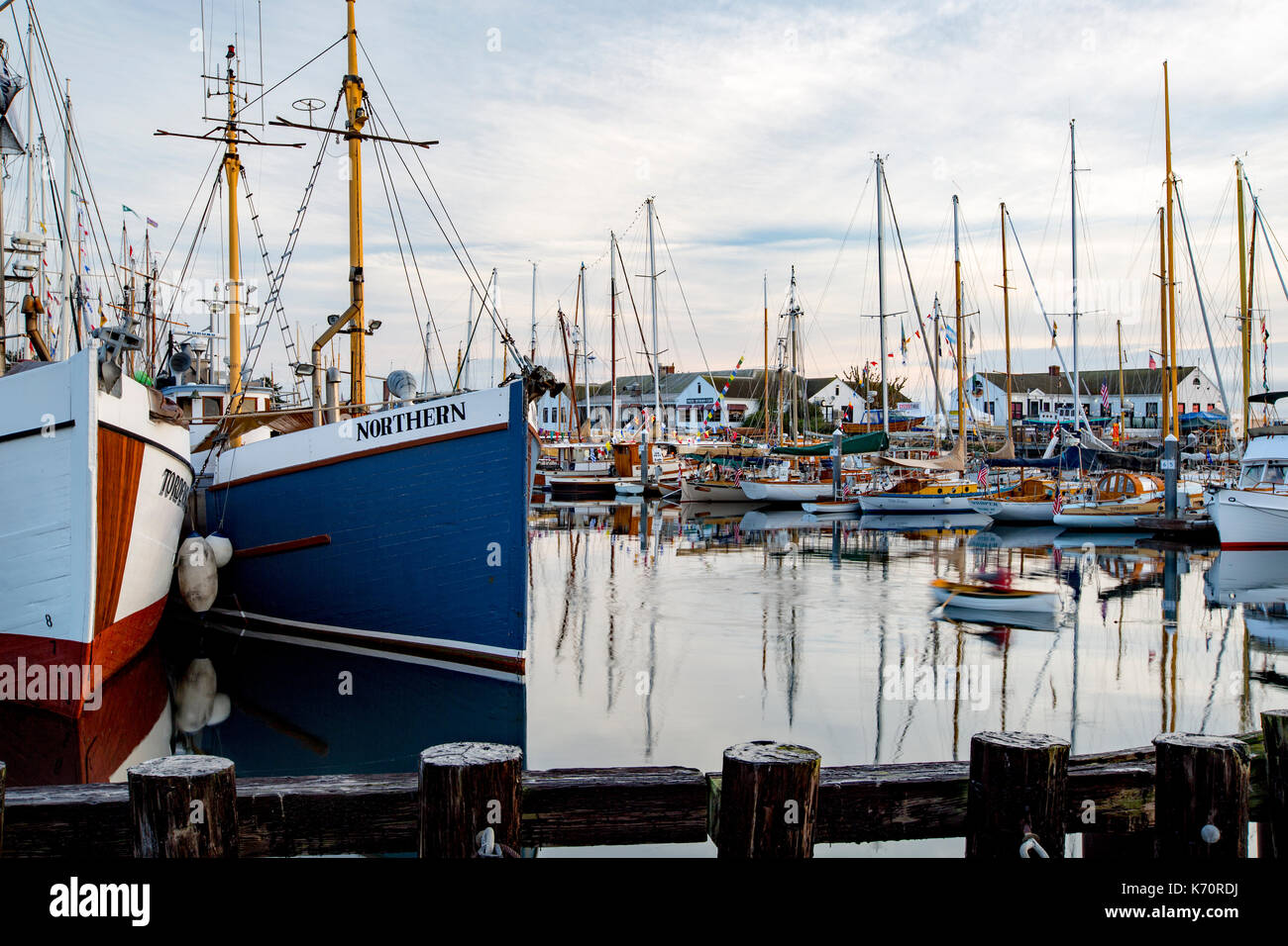 La barca di legno visualizza Port Townsend, barca a vela nel porto Marina, punto Hudson. Foto Stock