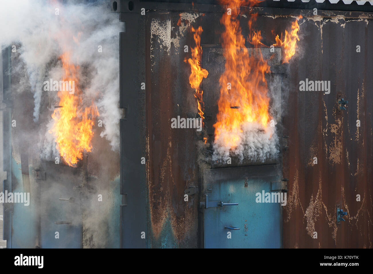 Stoccaggio industriale contenitore fire Foto Stock
