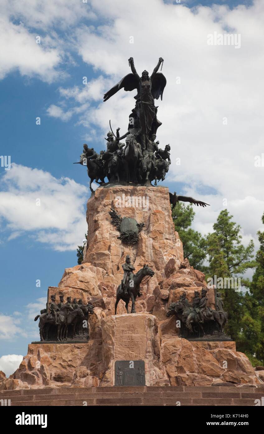 Argentina, provincia di Mendoza, Mendoza, Parque San Martin generale, Cerro de la Gloria hill, monumento a San Martin's esercito delle Ande che ha liberato l'Argentina, il Cile e il Perù dalla Spagna Foto Stock