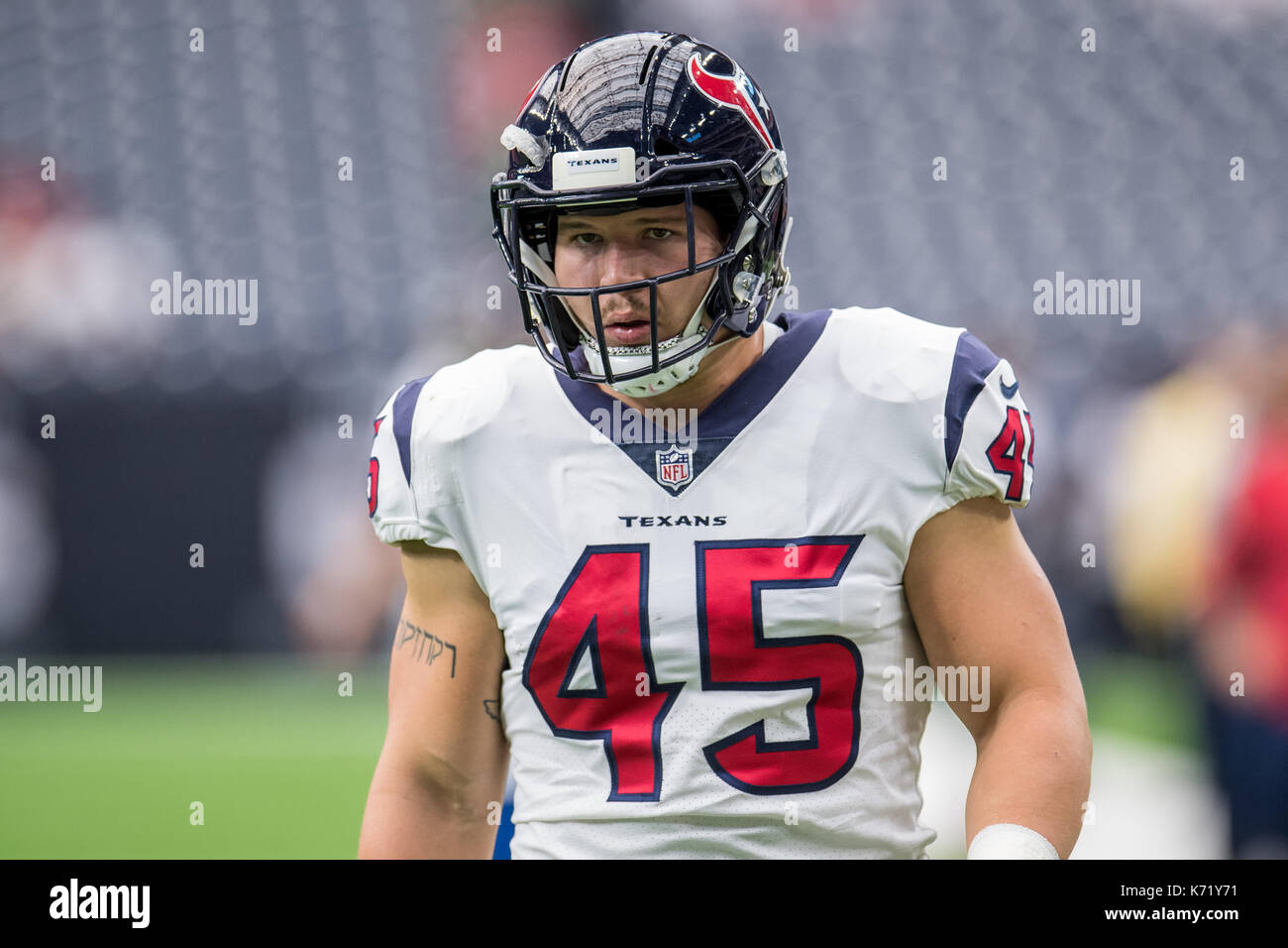 10 settembre 2017: Houston Texans fullback Jay Prosch (45) prima di NFL di una partita di calcio tra la Houston Texans e Jacksonville Jaguars a NRG Stadium di Houston, TX. I giaguari hanno vinto la partita 29-7...Trask Smith/CSM Foto Stock
