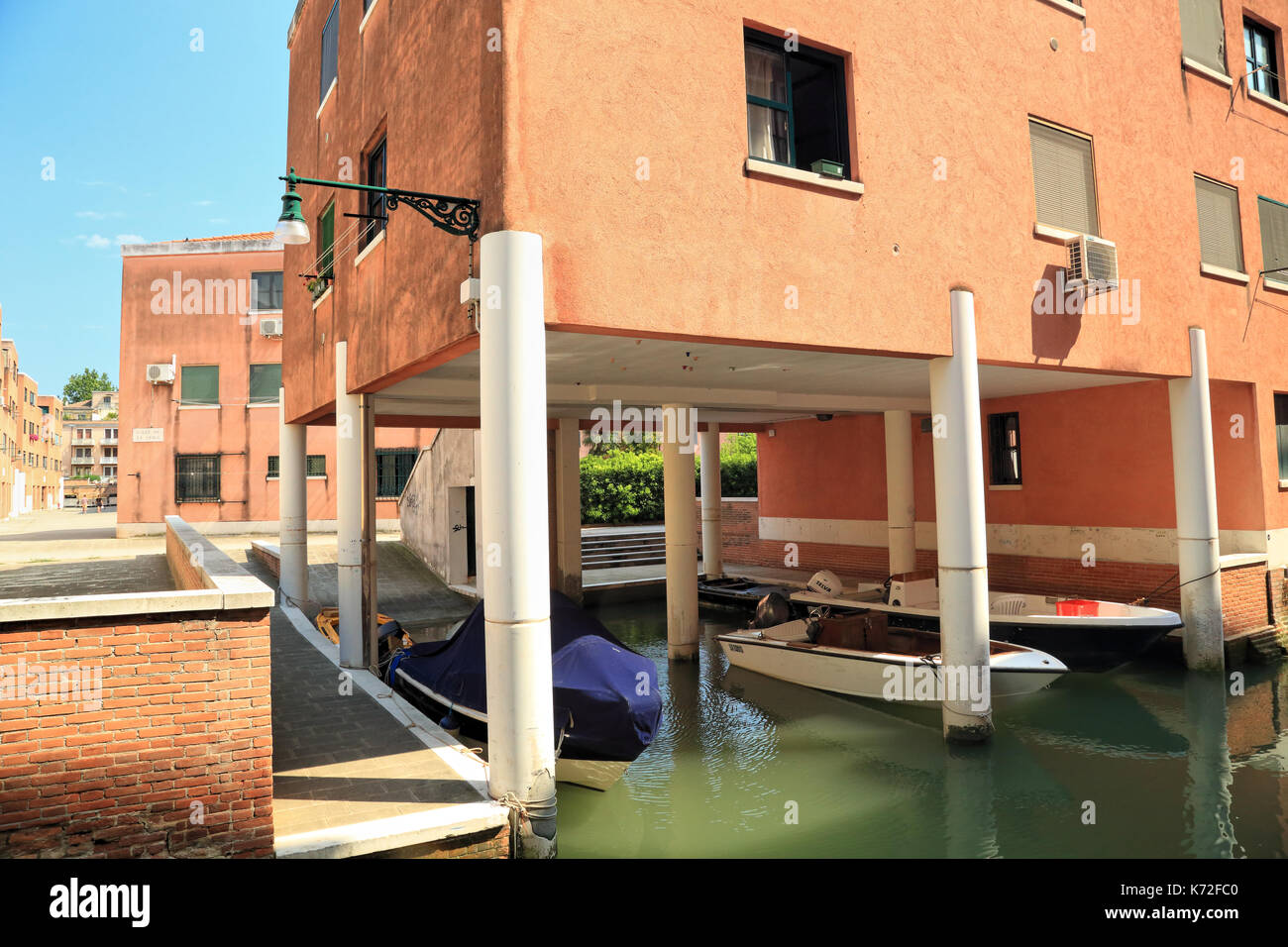 Moderna area residenziale di Cannaregio, 1981-1985, dall'architetto Vittorio Gregotti Foto Stock