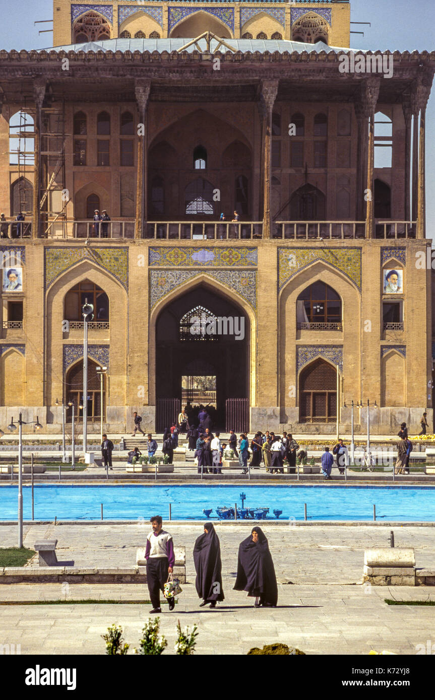 Il naghsh-e JAHAN Piazza a Isfahan, uno dei più grandi del mondo piazze della città. Foto Stock