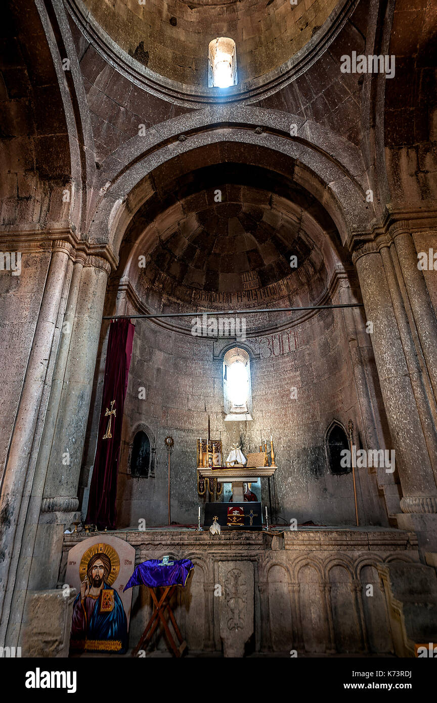 Armenia, il complesso del monastero goshavank. l'interno della chiesa grigor lusavorich. Foto Stock