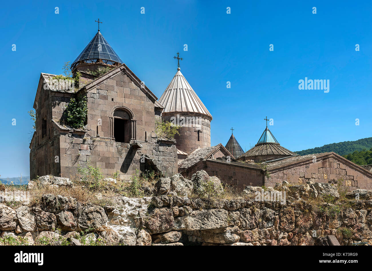 Armenia, una vista generale del complesso monastico goshavank, edificata nel XI al dodicesimo secolo. Foto Stock