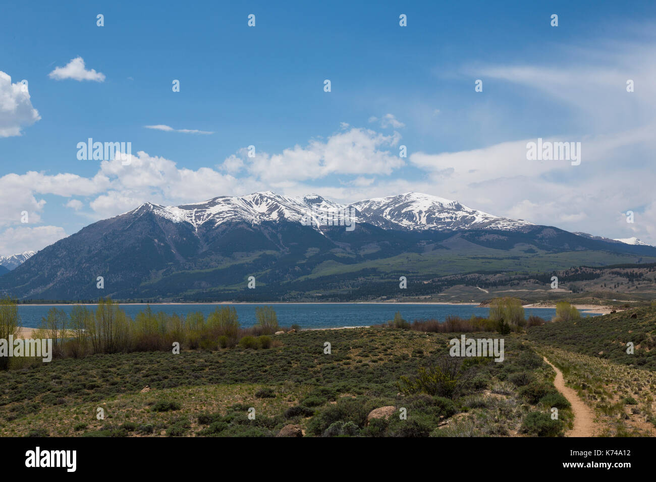 Colorado Mountain e il lago paesaggio panoramico Foto Stock