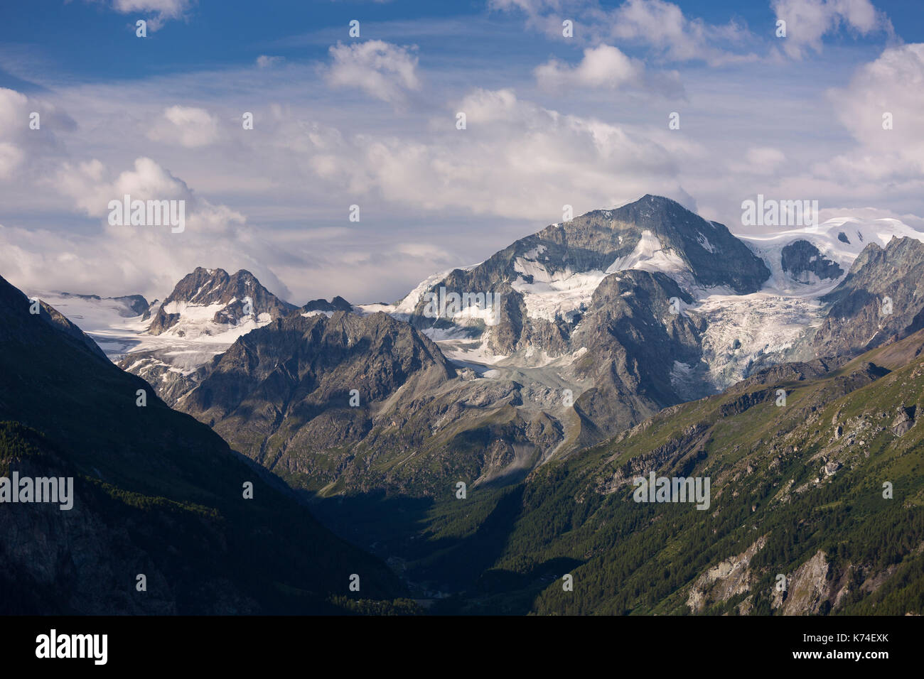 La salvia, Svizzera - pigne d'arolla mountain (3,796m 12,454ft) nelle alpi Pennine nel canton vallese, alpi svizzere. Foto Stock