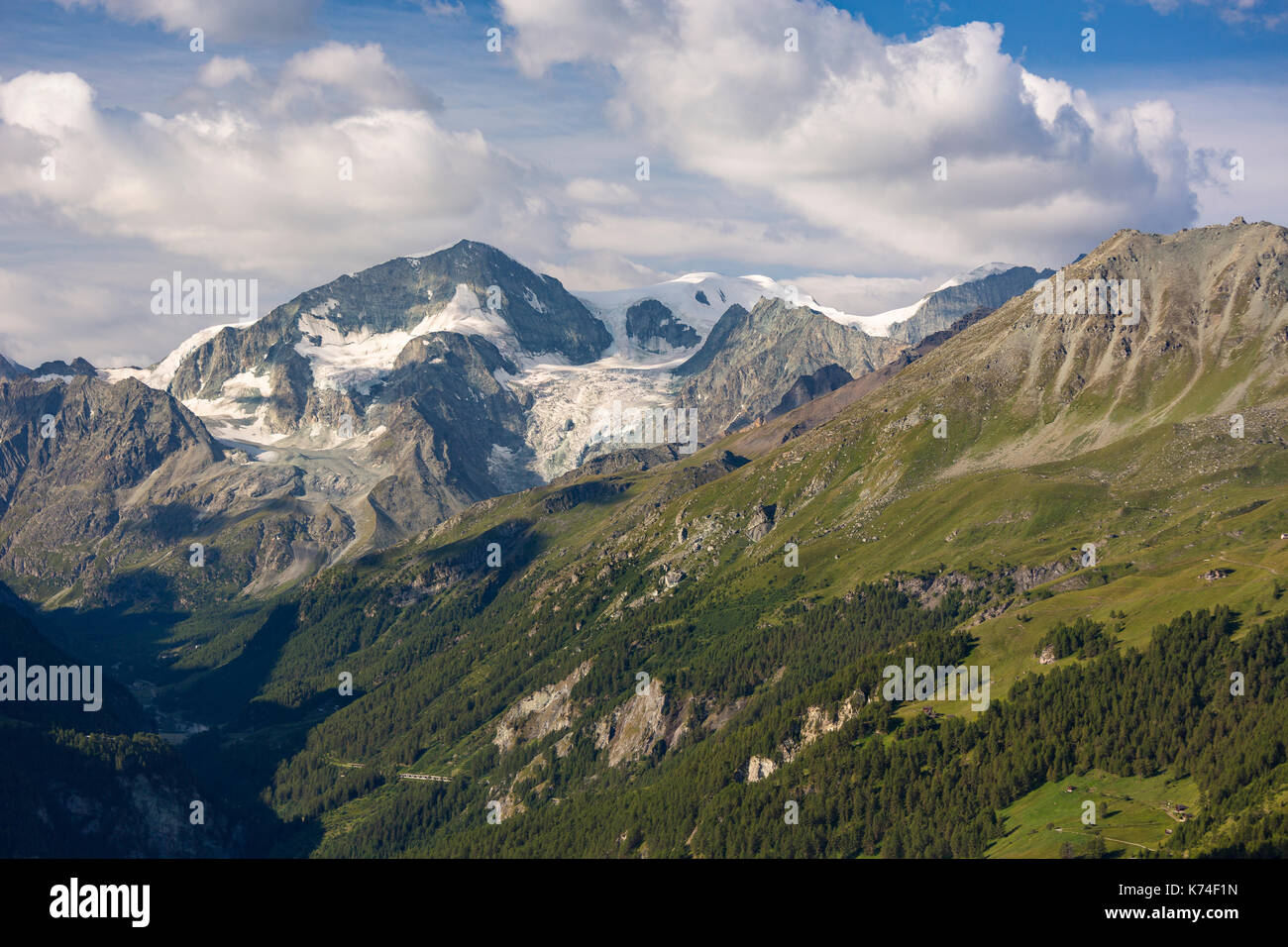 La salvia, Svizzera - pigne d'arolla mountain (3,796m 12,454ft) nelle alpi Pennine nel canton vallese, alpi svizzere. Foto Stock