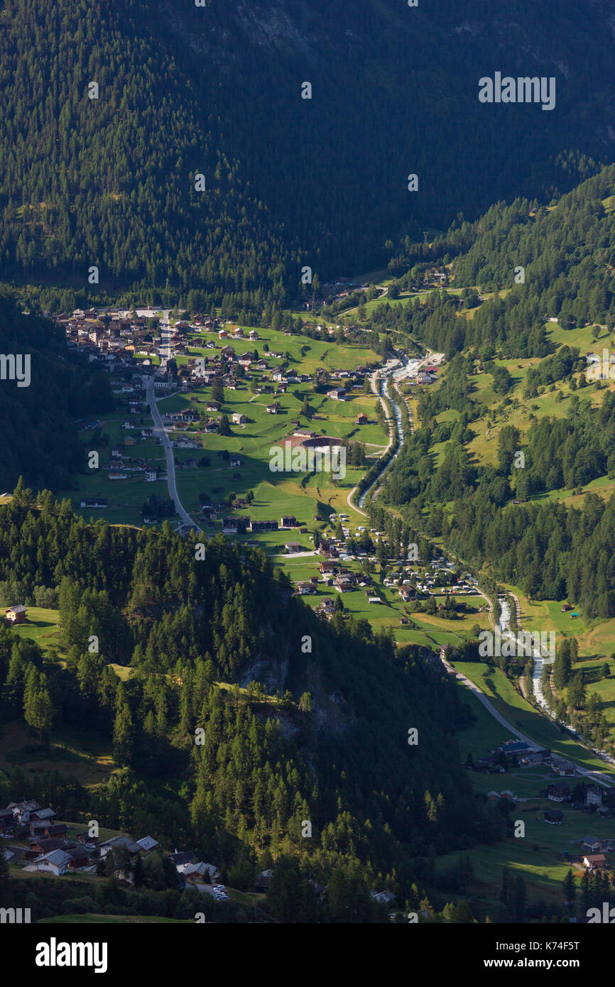 Les hauderes, Svizzera - les hauderes, un villaggio svizzero nelle alpi Pennine nel canton Vallese Foto Stock