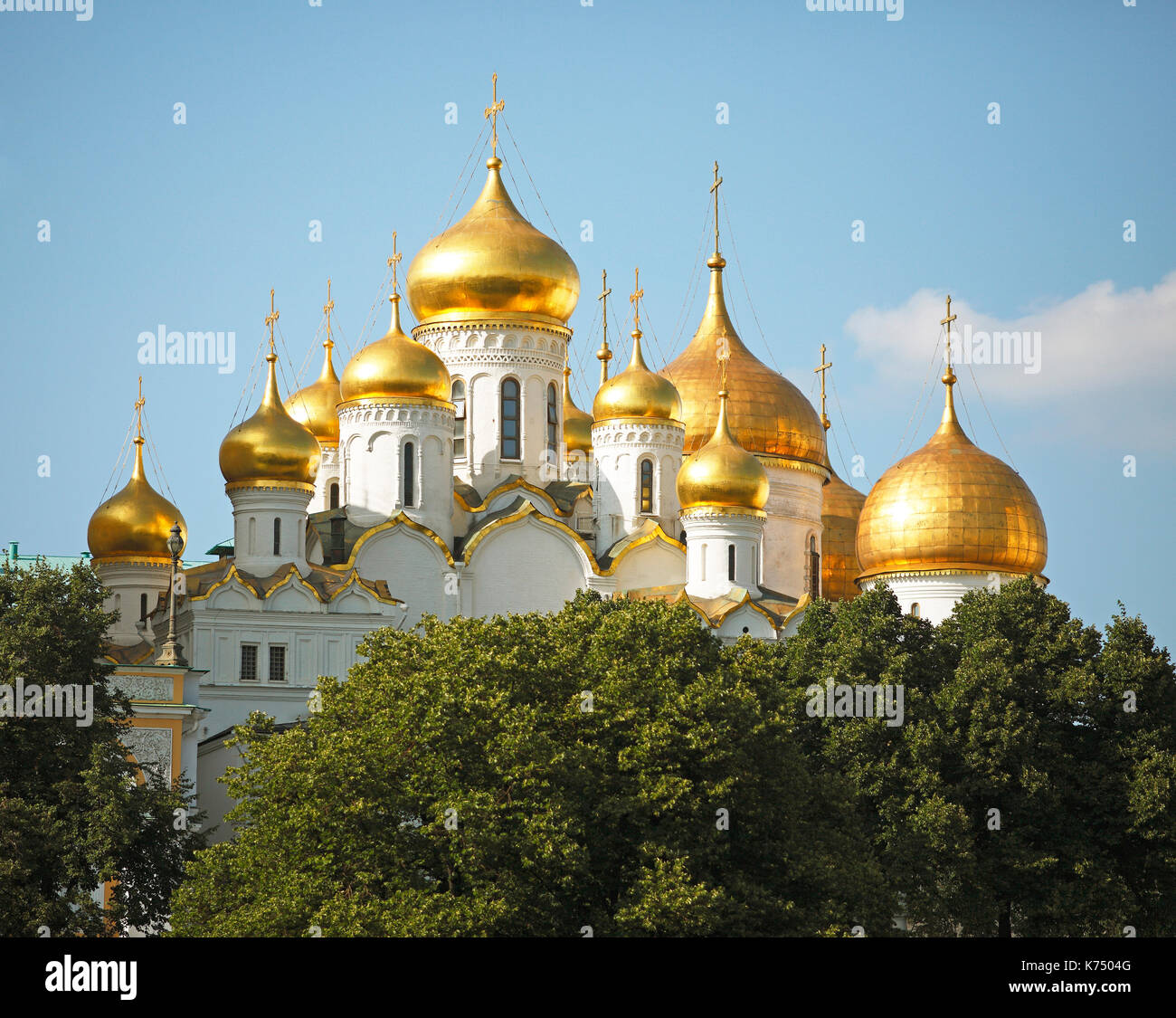 Cupole dorate della cattedrale dell'Annunciazione, il Cremlino di Mosca, Russia Foto Stock
