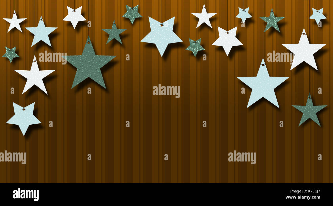 Sfondo di stelle di carta multicolore appeso di fronte a una parete con carta da parati per Natale con spazio copia Foto Stock