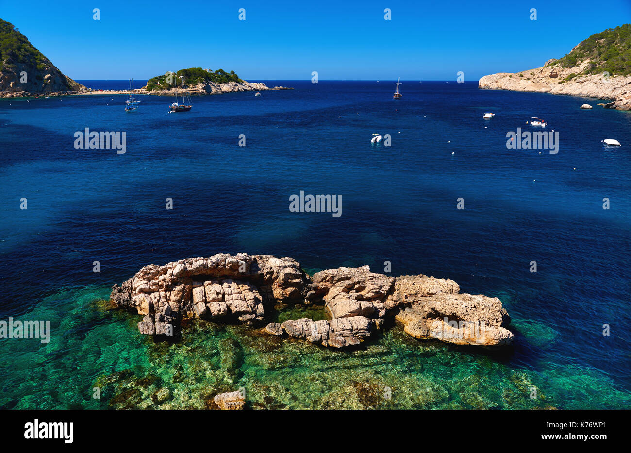 Barche a vela a Puerto de san miguel di Ibiza Isole Baleari Spagna Foto Stock