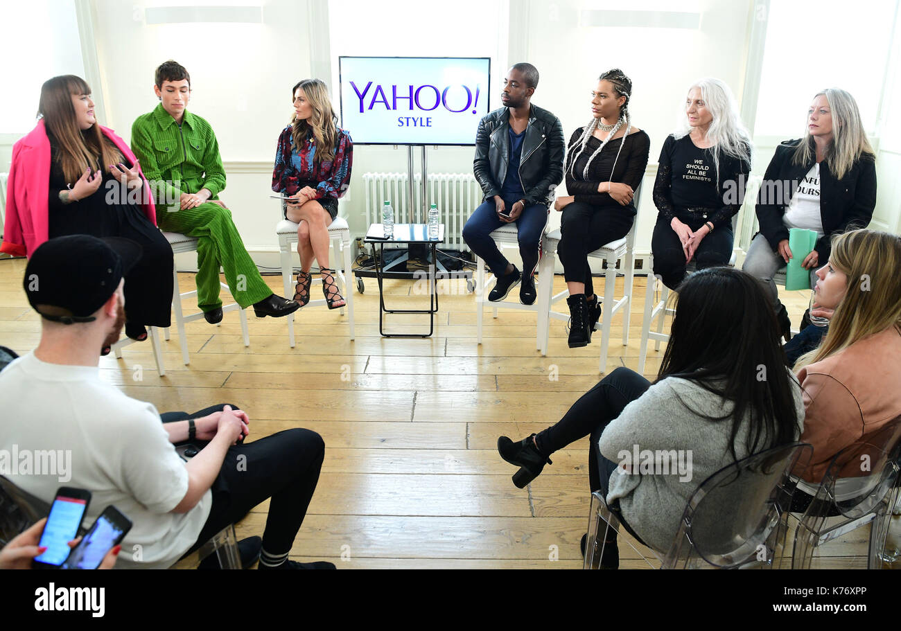 (Da sinistra) lottie l'amour, Kyle de'volle, zoe hardman, Emmanuel ezugwu, munroe bergdorf, alex bruni e rebecca valentine parlare su "diversità nella moda' a yahoo style lfw evento, nel Somerset House, Londra. Foto Stock