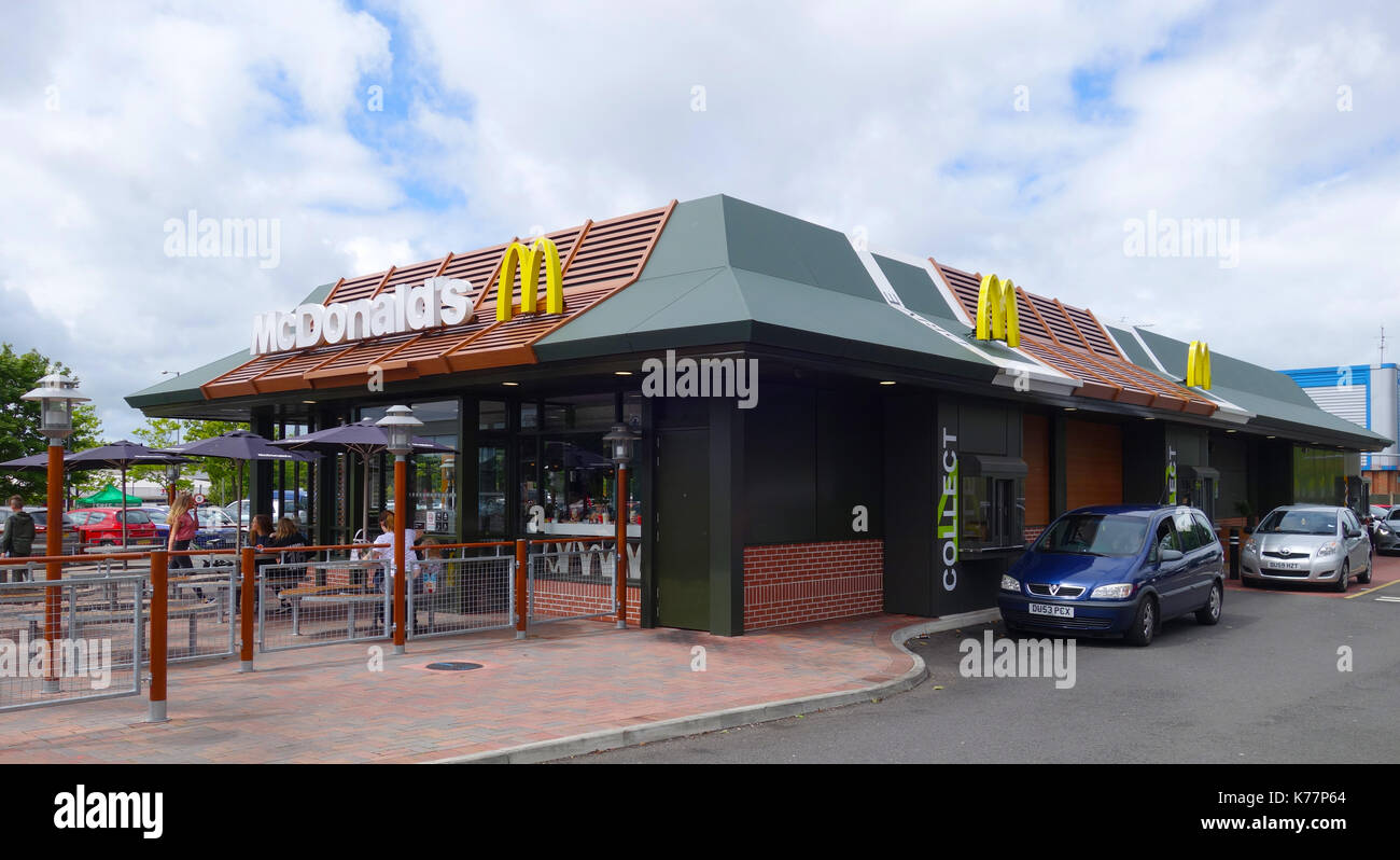 McDonalds burger ristorante a Trento Vale, Stoke-on-Trent, STAFFS, Regno Unito Foto Stock