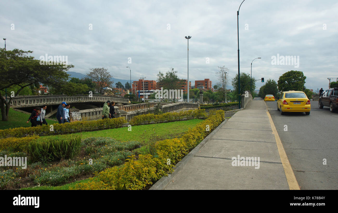 Attività quotidiana nella zona dei tre ponti Foto Stock