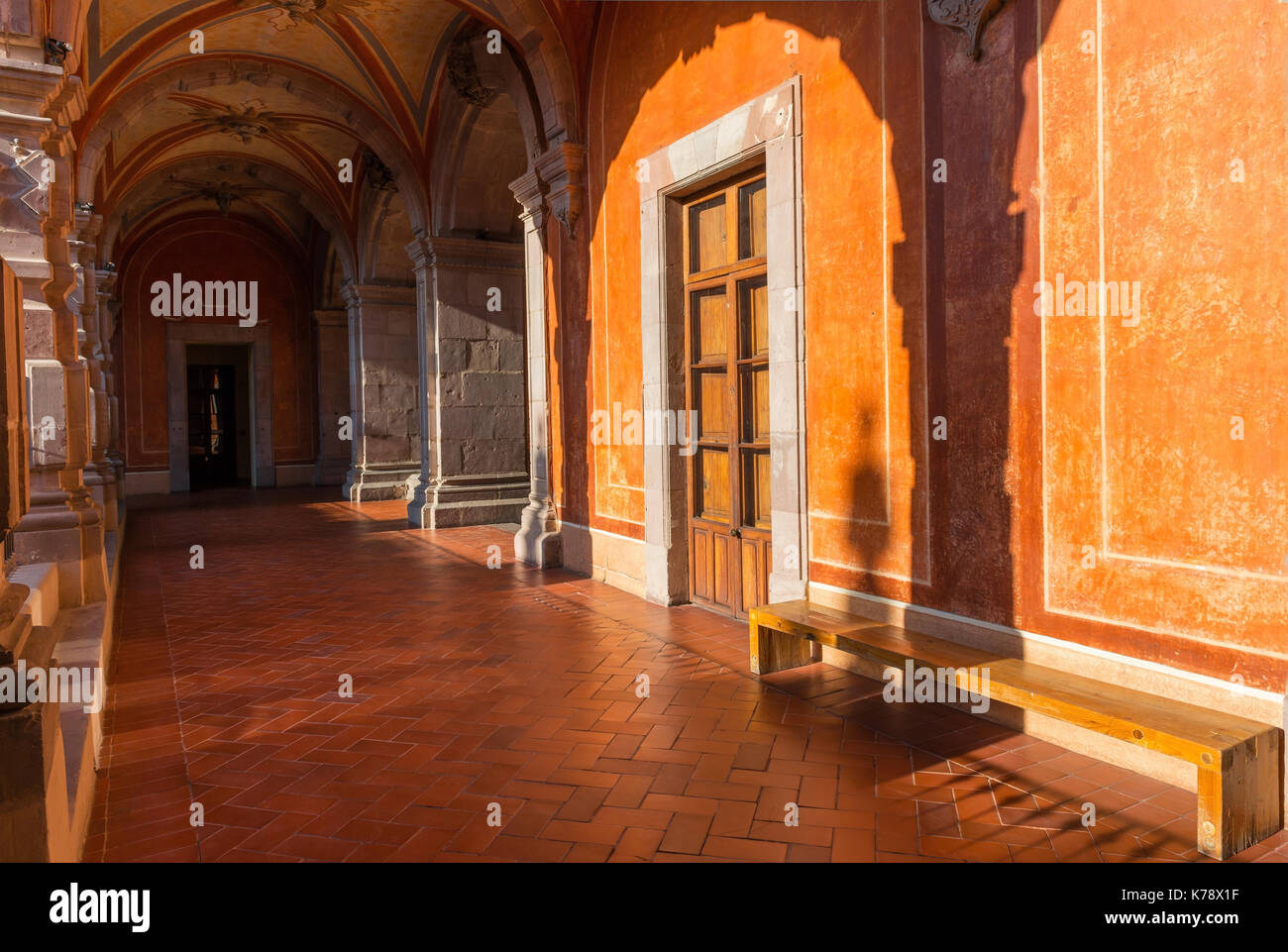 Tradizionale architettura coloniale spagnola a Queretaro, in Messico. Foto Stock