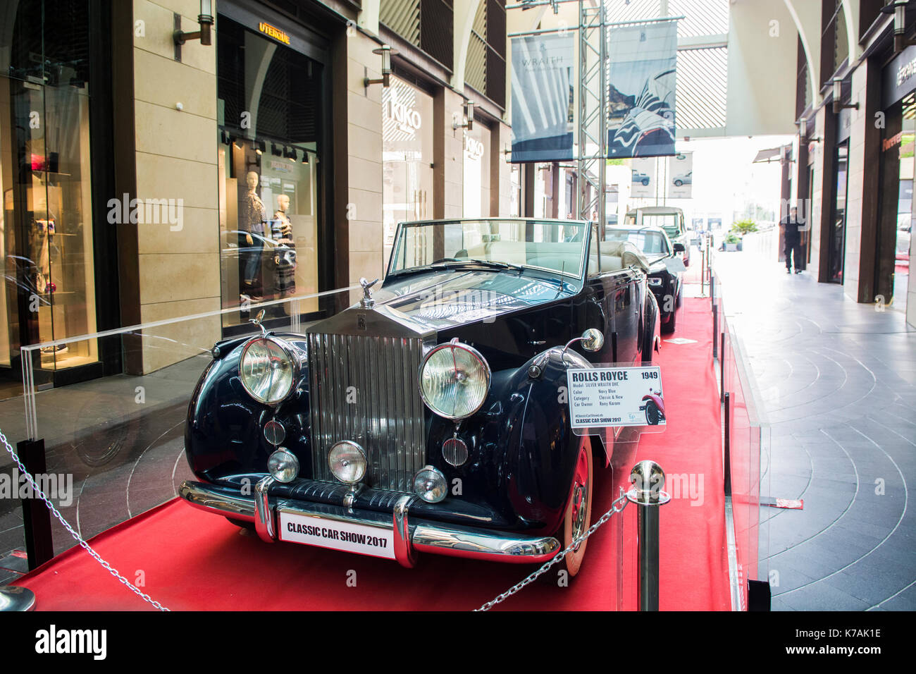Beirut, Libano. Xv Sep, 2017. 1949 Rolls Royce Silver wraith dhc sul display al classic car show a Beirut souks, Beirut Libano credito: mohamad itani/alamy live news Foto Stock