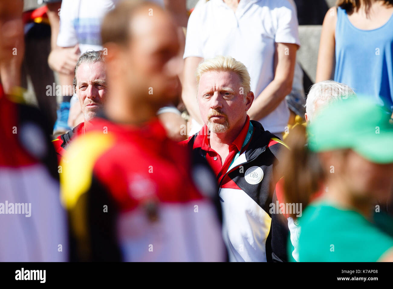 Oeiras, Portogallo. Xv Sep, 2017. Germania la testa di tennis maschile, Boris Becker, durante la Coppa Davis play-off match tra il Portogallo e la Germania al centro desportivo nacional jamor di oeiras/Lisbona. Credito: Frank molter/alamy live news Foto Stock