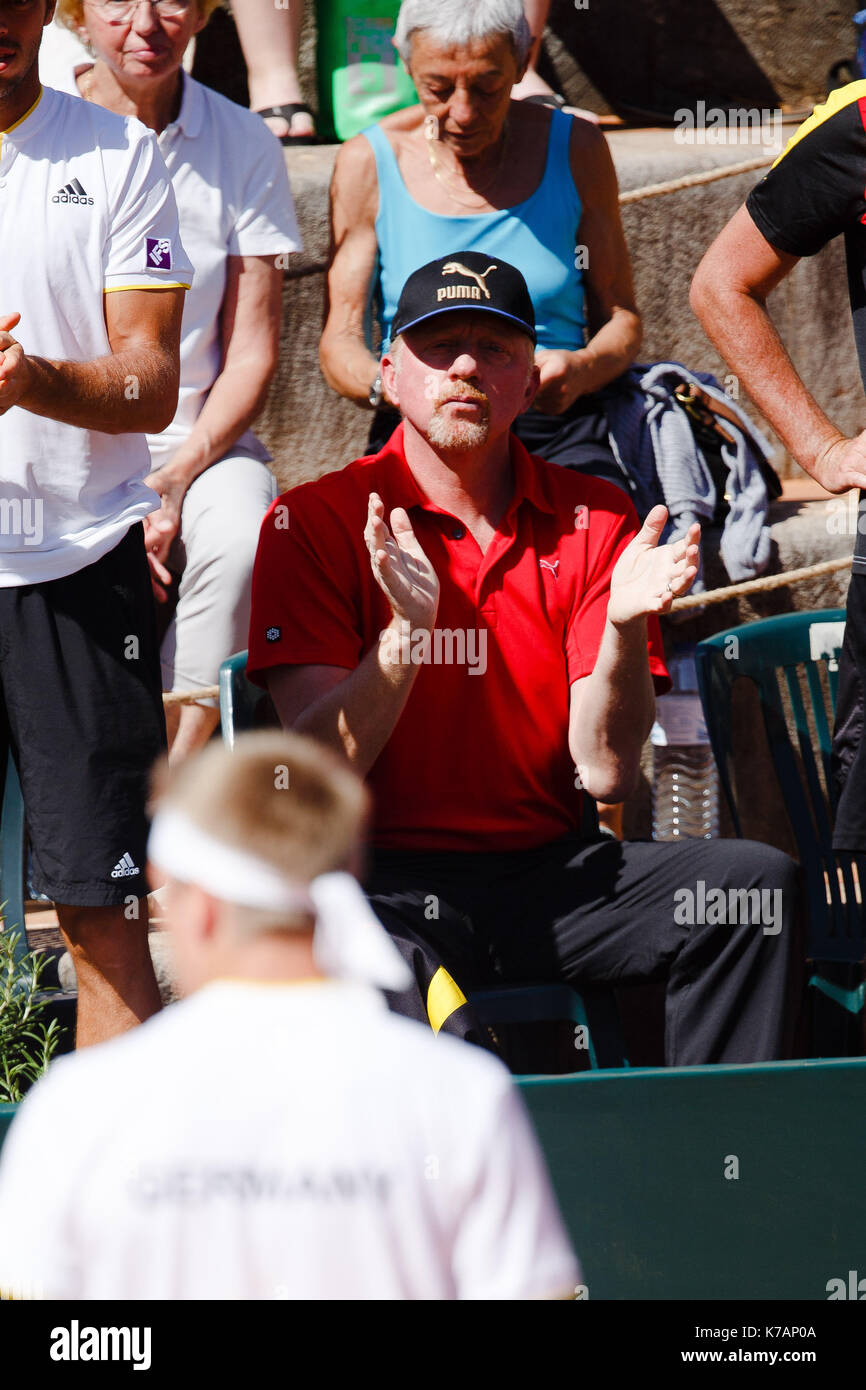 Oeiras, Portogallo. Xv Sep, 2017. Germania la testa di tennis maschile, Boris Becker, durante la Coppa Davis play-off match tra il Portogallo e la Germania al centro desportivo nacional jamor di oeiras/Lisbona. Credito: Frank molter/alamy live news Foto Stock