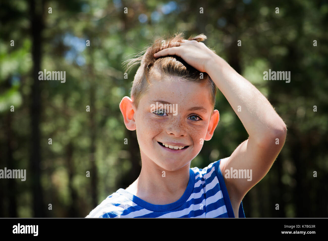 Preteen boy, ritratto Foto Stock