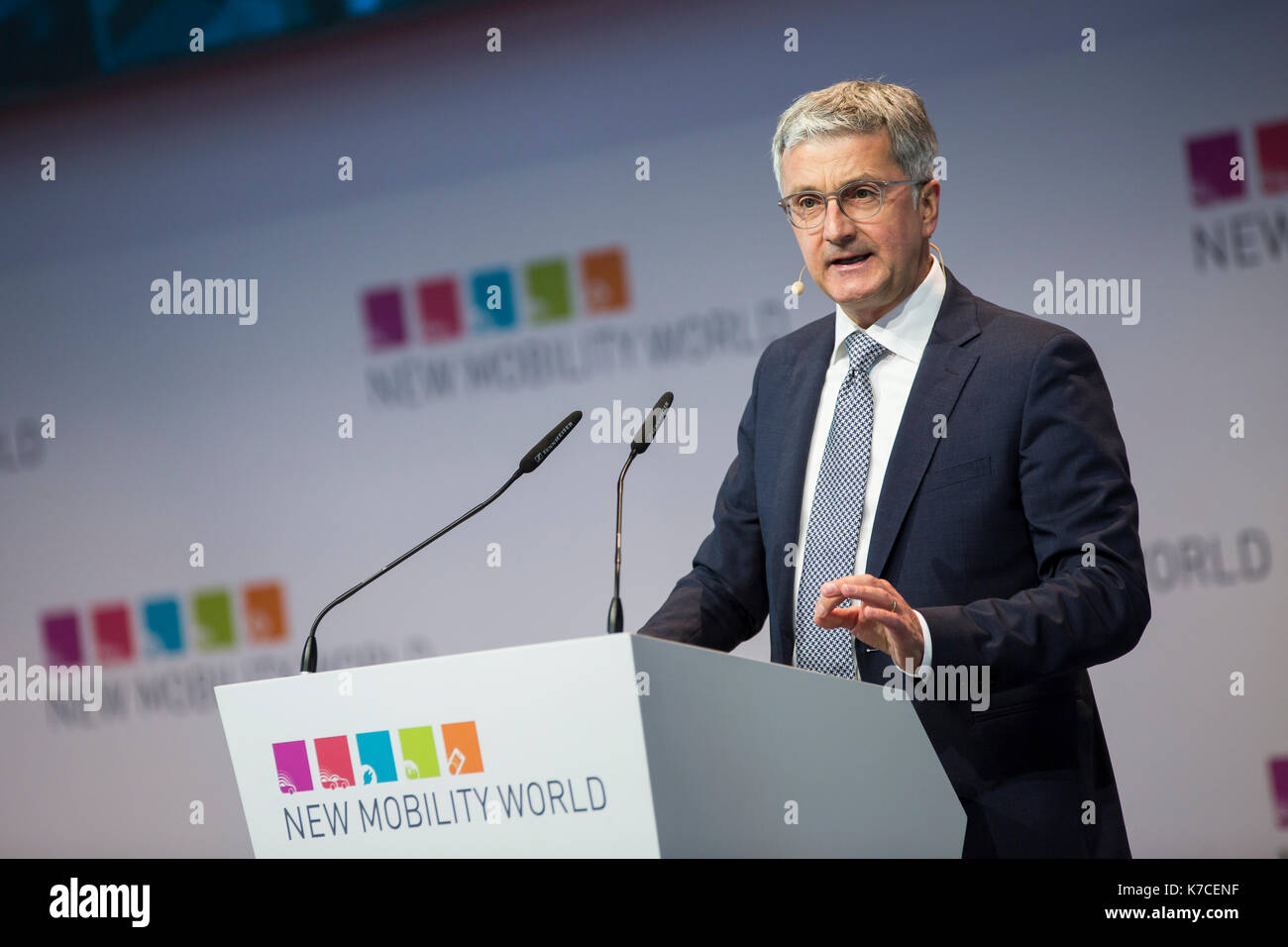 Francoforte, Germania. 14 Settembre, 2017. International Motor Show 2017 (IAA, Internationale Automobil-Ausstellung): Rupert Stadler, CEO Audi AG, parla a B2B-evento Mobilty Nuovo Mondo. Credito: Christian Lademann Foto Stock