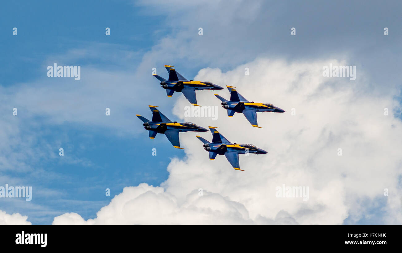 Formazione di volo us navy jet fighters Foto Stock