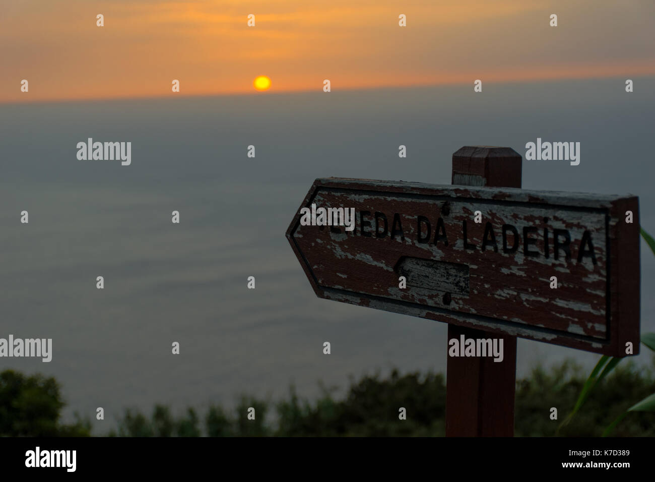 Quando si è in viaggio, i tramonti sono uno dei più memorabili vedute avrete. Il tramonto a Madera sono sbalorditivi Foto Stock