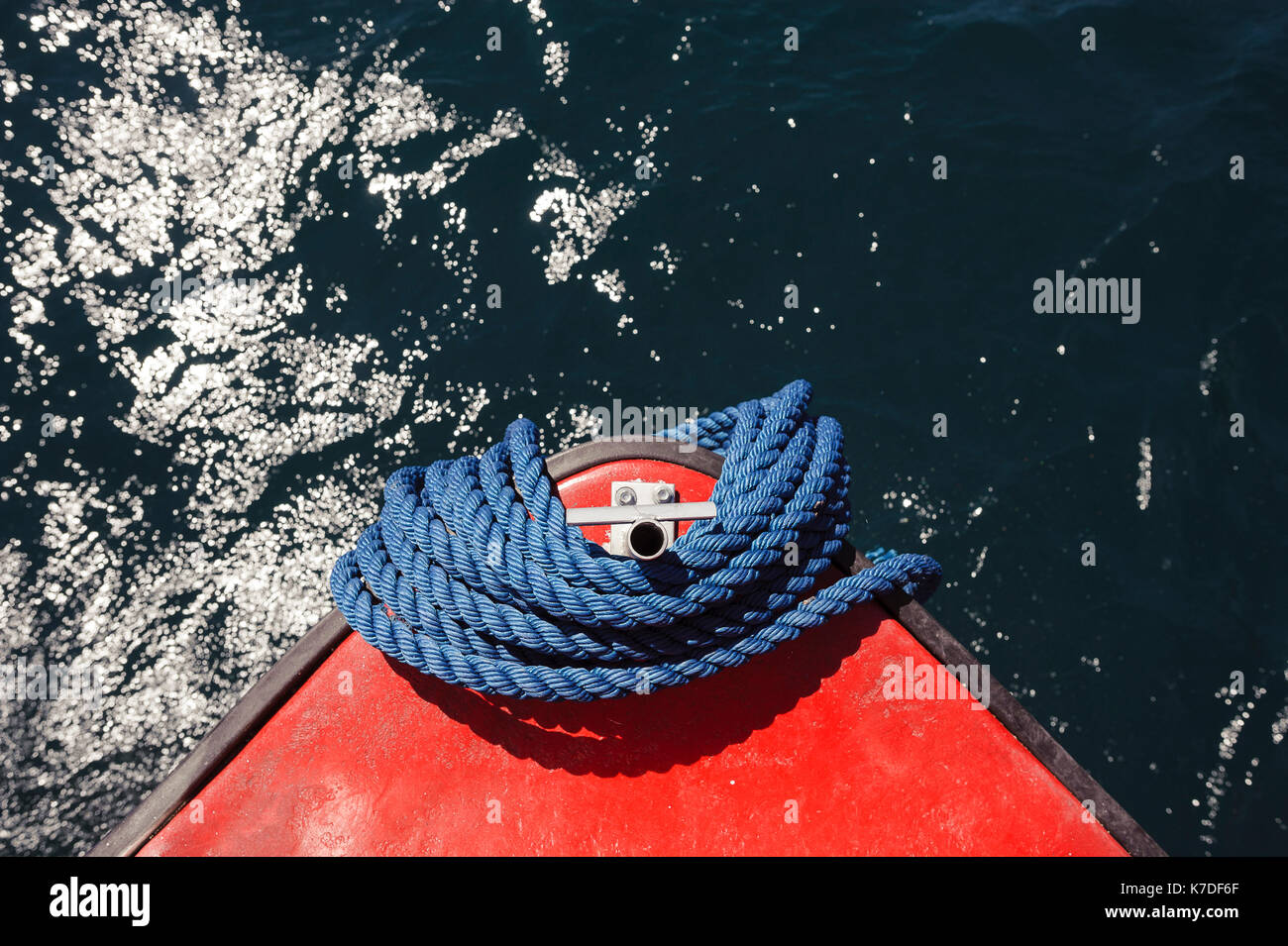 Vista aerea del bundle di corda sulla nave di prua Foto Stock