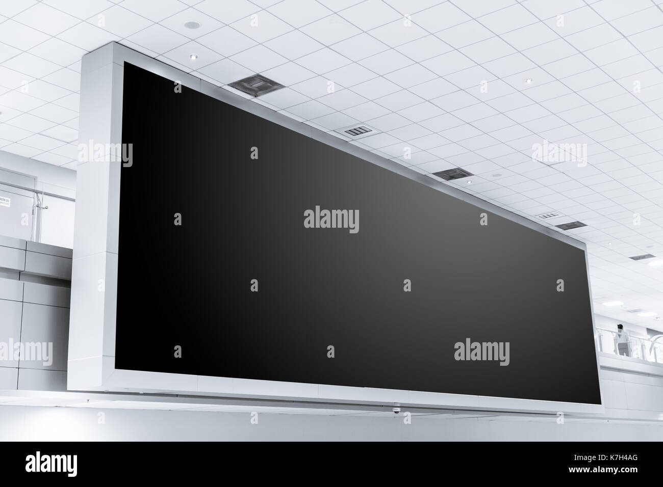 Grande Billboard. pubblicità nero scheda LED dello spazio vuoto per il testo. Foto Stock