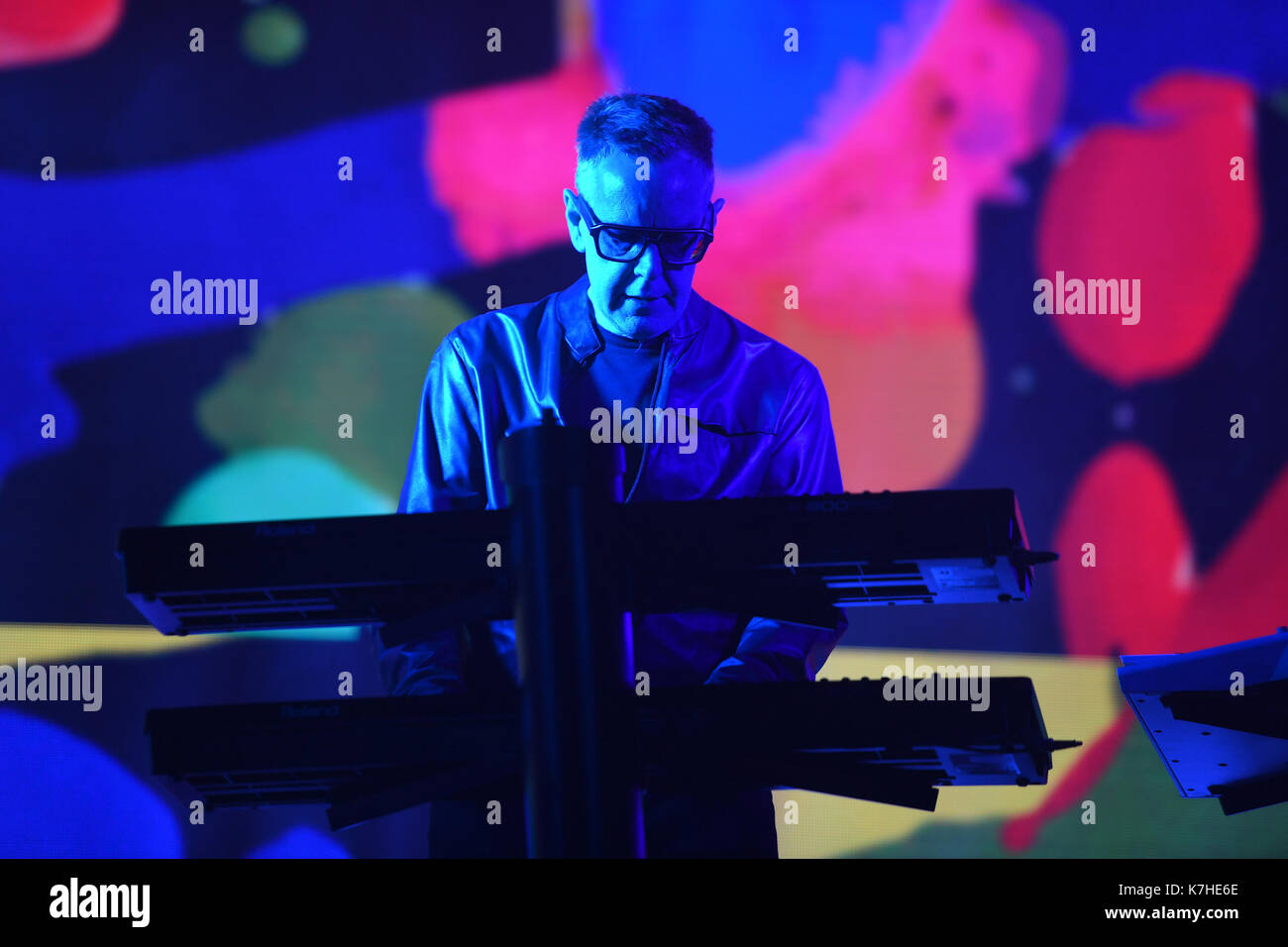 Miami, Florida, Stati Uniti. 15th settembre 2017. Andy Fletcher della Depeche Mode si esibisce presso l'AmericanAirlines Arena il 15 settembre 2017 a Miami, Florida. Credito: Mpi04/Media Punch/Alamy Live News Foto Stock
