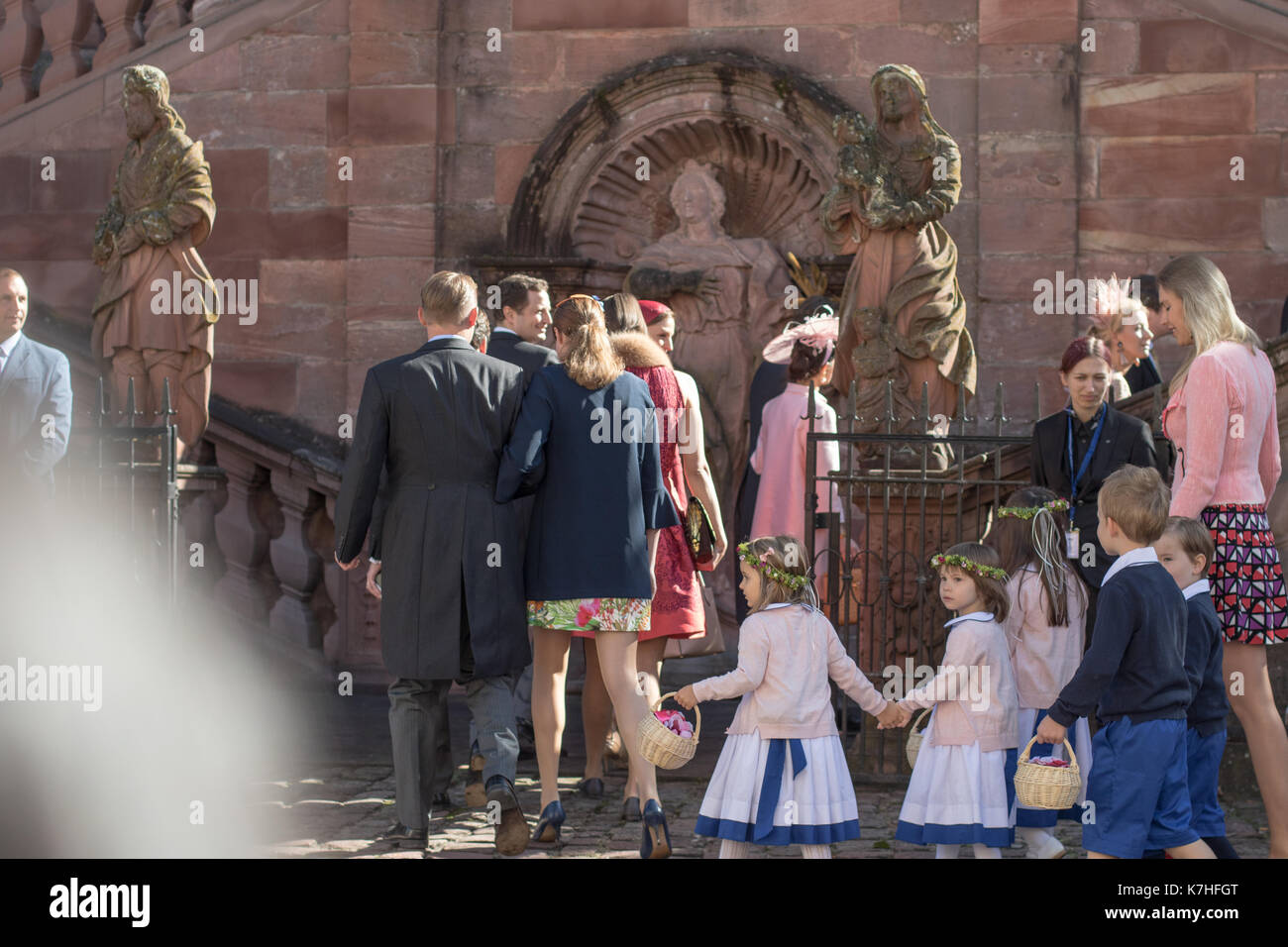 Amorbach, Germania. Xvi Sep, 2017. nozze religiose del principe ereditario Ferdinando di leiningen e princess Viktoria Luise von Preussen in amorbach (Baviera), Germania. il 16 settembre 2017. foto: erhardt szakacs /picture alliance | in tutto il mondo di utilizzo/picture alliance/dpa/alamy live news Foto Stock