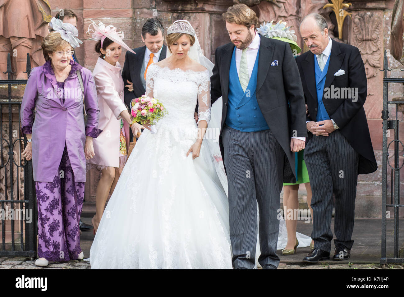 Amorbach, Germania. Xvi Sep, 2017. nozze religiose del principe ereditario Ferdinando di leiningen e princess Viktoria Luise von Preussen in amorbach (Baviera), Germania. il 16 settembre 2017. foto: erhardt szakacs /picture alliance | in tutto il mondo di utilizzo/picture alliance/dpa/alamy live news Foto Stock