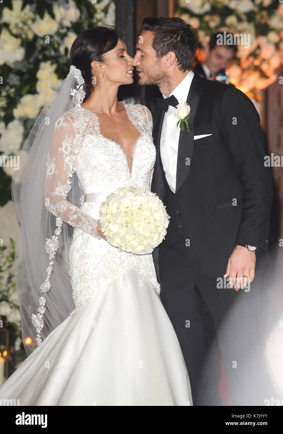 Foto deve essere accreditato ©Kate verde/Alpha premere 079965 20/12/2015 Frank Lampard e Christine Bleakley presso il loro matrimonio tenutosi a St Pauls chiesa in Knightsbridge, Londra. Foto Stock