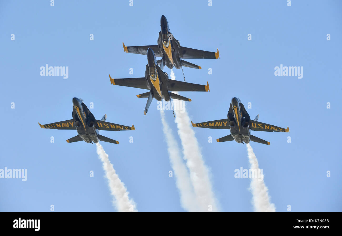Gli Stati Uniti Navy dimostrazione di volo squadrone, Blue Angels Foto Stock