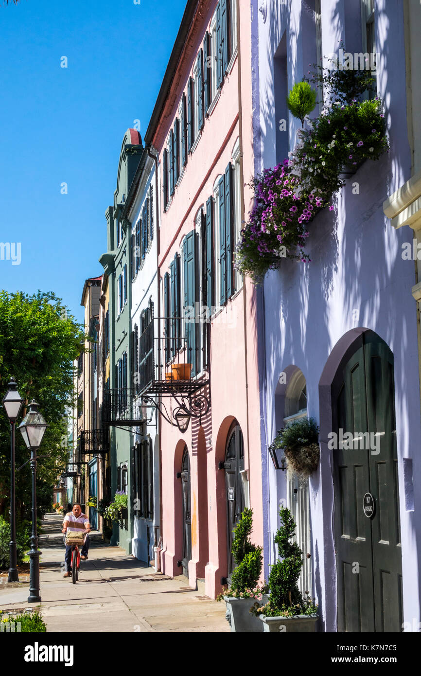 Charleston South Carolina, quartiere storico, Rainbow Row, rose georgiane, visitatori viaggio di viaggio turismo turistico punto di riferimento cultura c Foto Stock