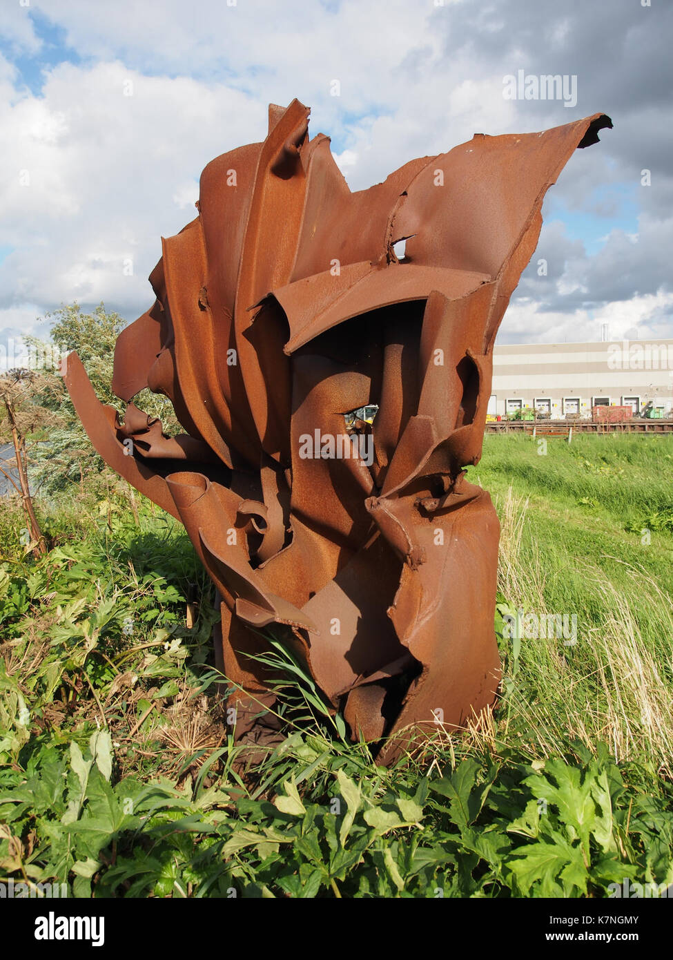 Ruigoord è un villaggio nei Paesi Bassi, noto per la sua vivace comunità e cultura artistica, con documentazione fotografica che cattura la sua atmosfera unica. Foto Stock