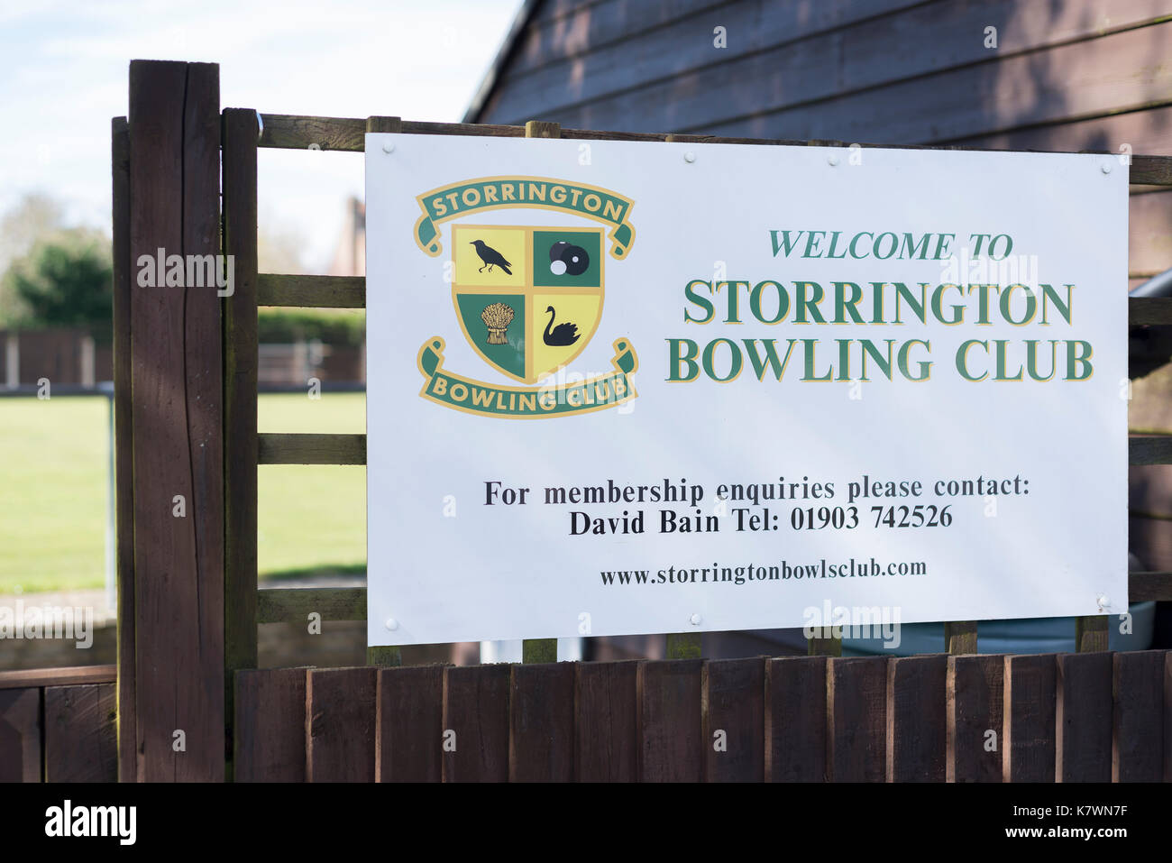 Cartello per lo Storrington Bowling Club. Storrington, West Sussex, Regno Unito Foto Stock