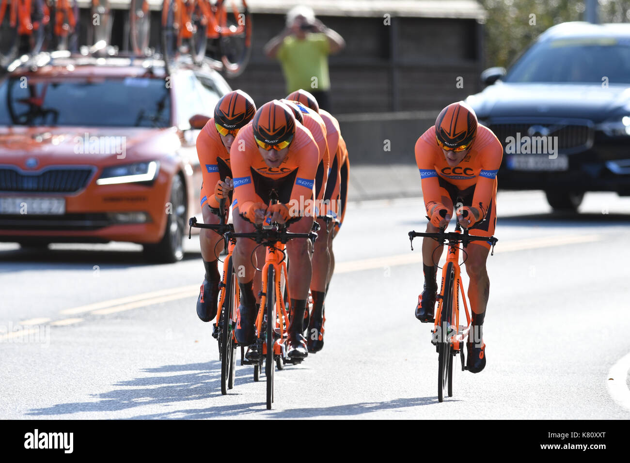 Polish team CCC Polkowice Sprandi rifinito con un 8th. luogo presso il team crono evento a Bergen in Norvegia per il giorno di apertura del ciclismo su strada campionato mondiale. Foto Stock